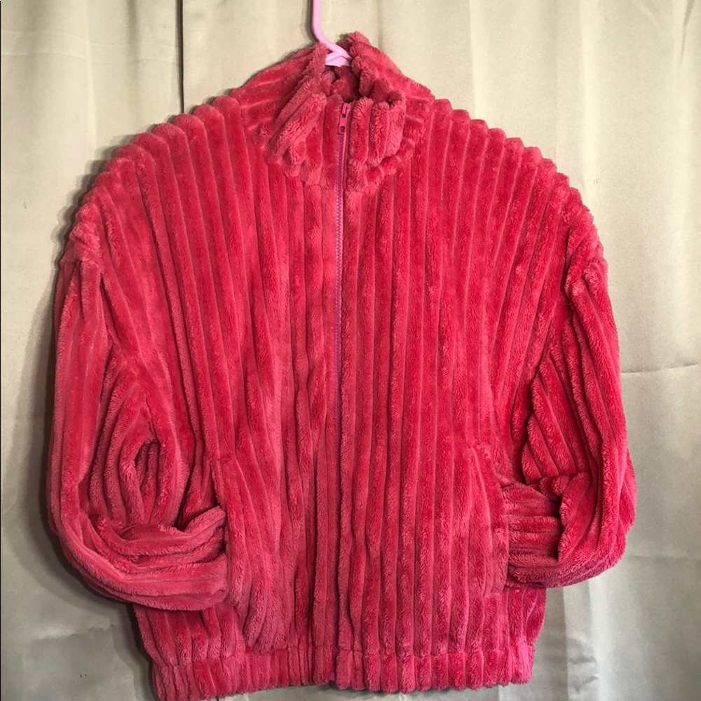 Plush Pink Teddy Jacket for Cozy Comfort